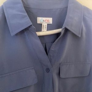 Excellent condition long sleeve v neck button down utility shirt